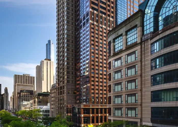 Omni Chicago Hotel